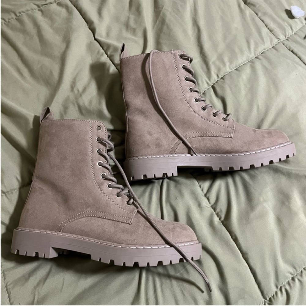 H&M Canvas Boots Dark Beige 9.5 - Picture 4 of 9